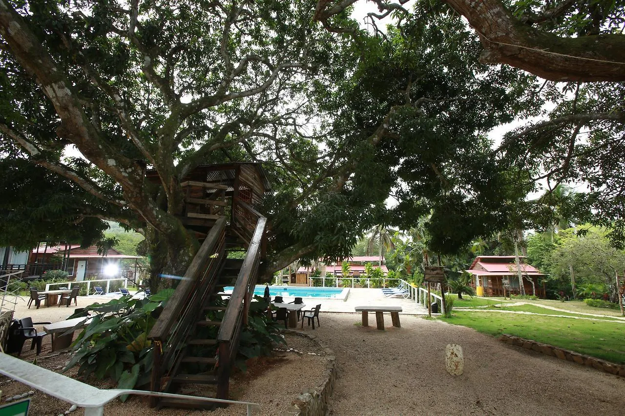 Helpa Eco Cabins Bayaguana Hotel