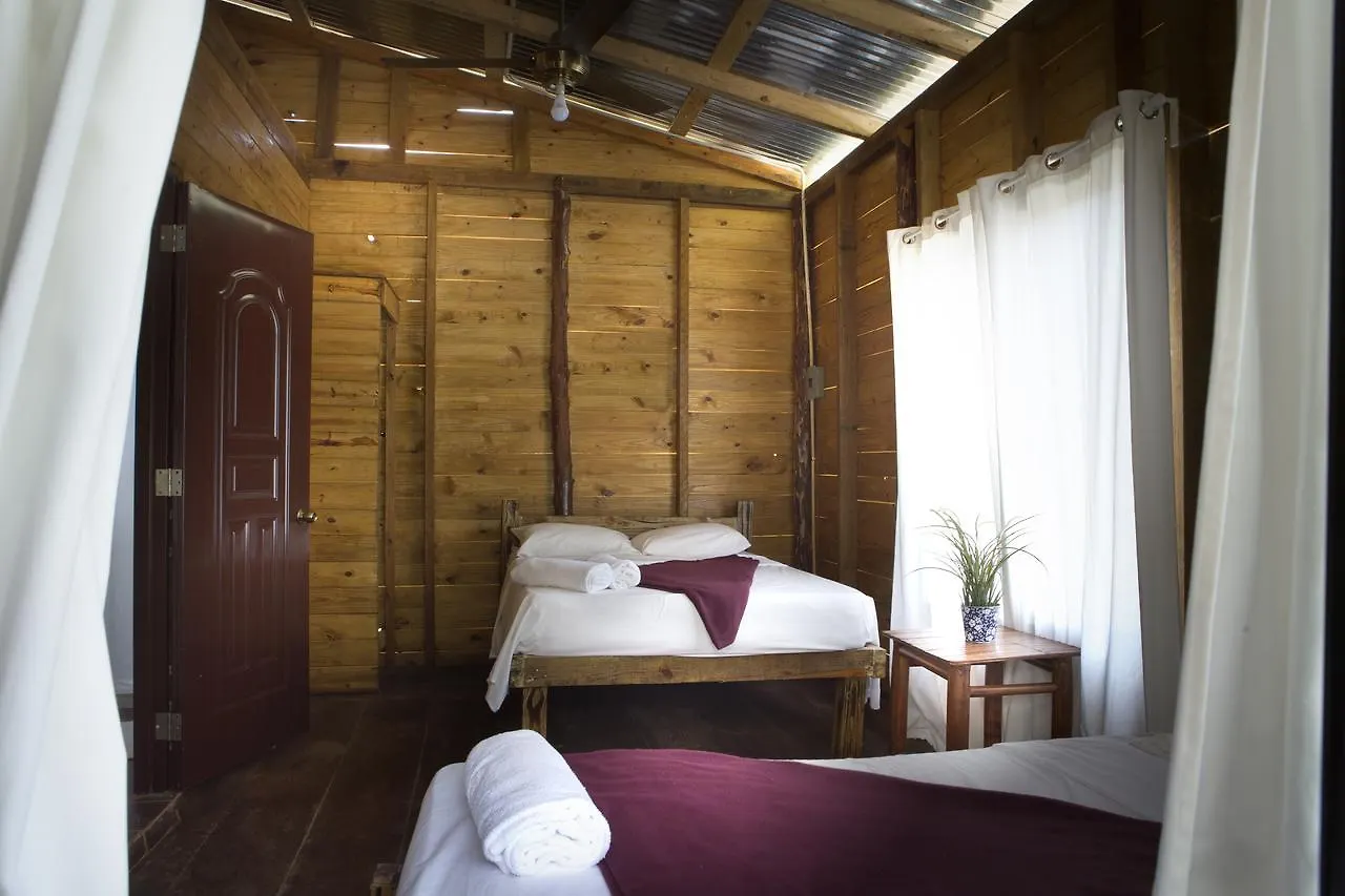 Szálloda Helpa Eco Cabins Bayaguana