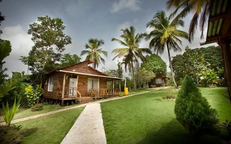 Helpa Eco Cabins Bayaguana Hotel